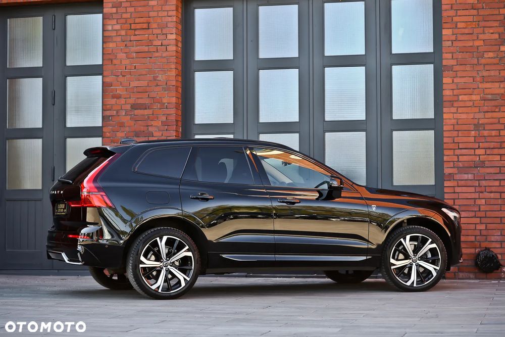 Volvo XC 60 B4 D AWD R-Design - 17