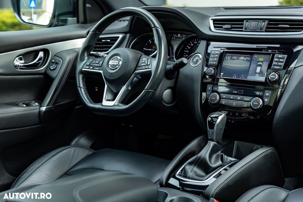 Nissan Qashqai 1.6 DCI Start/Stop X-TRONIC Tekna - 22