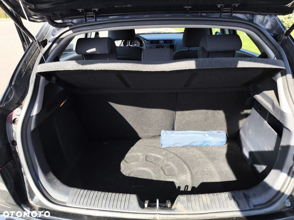 Kia Rio 1.2 M - 19