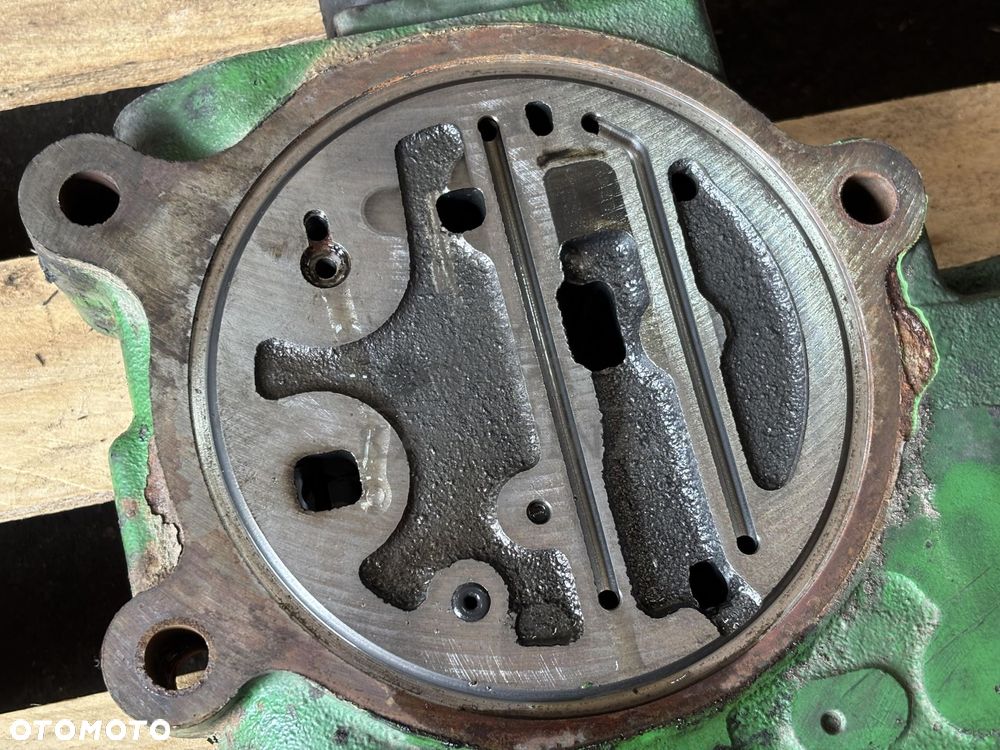 John Deere 8130 8230 8430 8530 9230 9630 Rozdzielacz Hydrauliczny CZĘŚCI RE262092 - 2