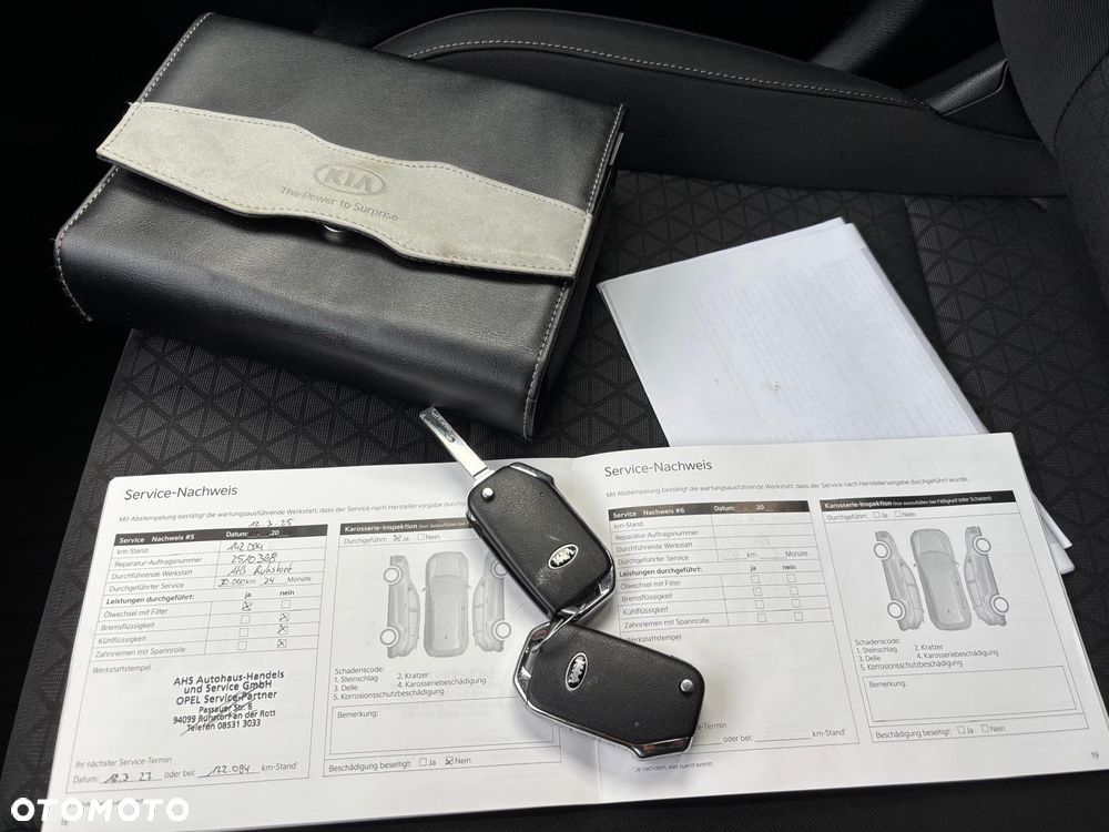 Kia Ceed 1.6 CRDi (48V Mild-Hybrid) DCT7 Platinum - 36