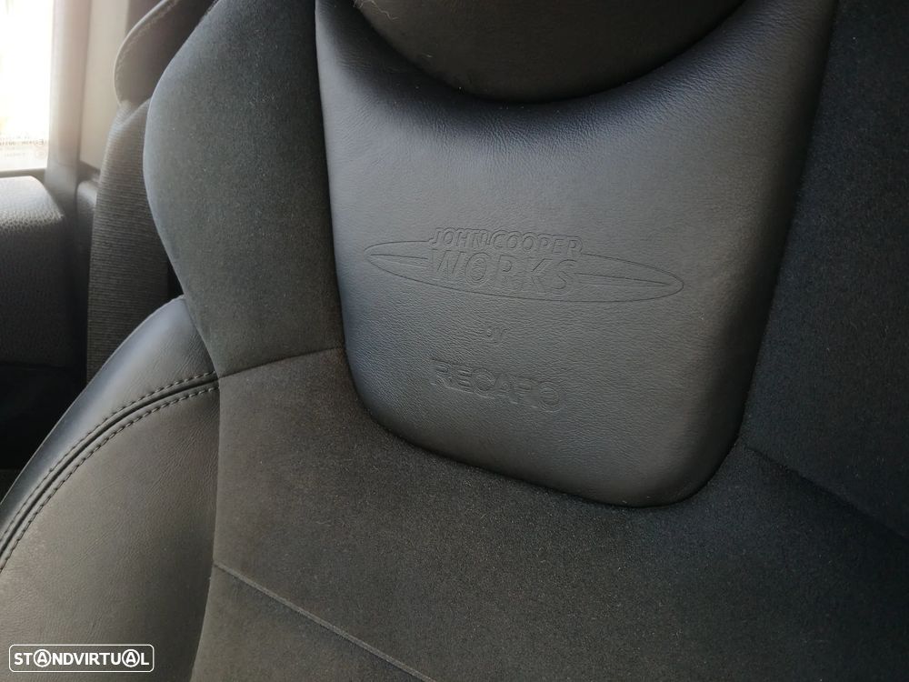 MINI Coupé Cooper S — fotografia 17