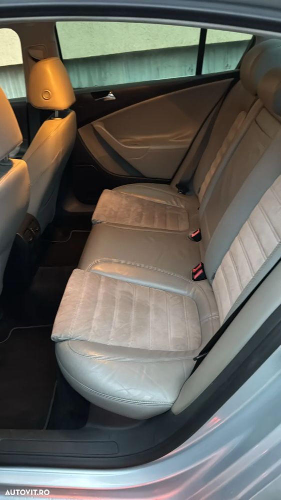 Volkswagen Passat 2.0TDI Highline DPF 4Motion - 7