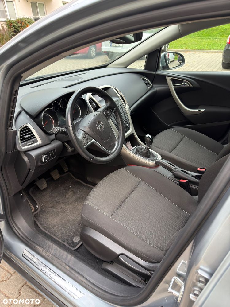 Opel Astra - 11