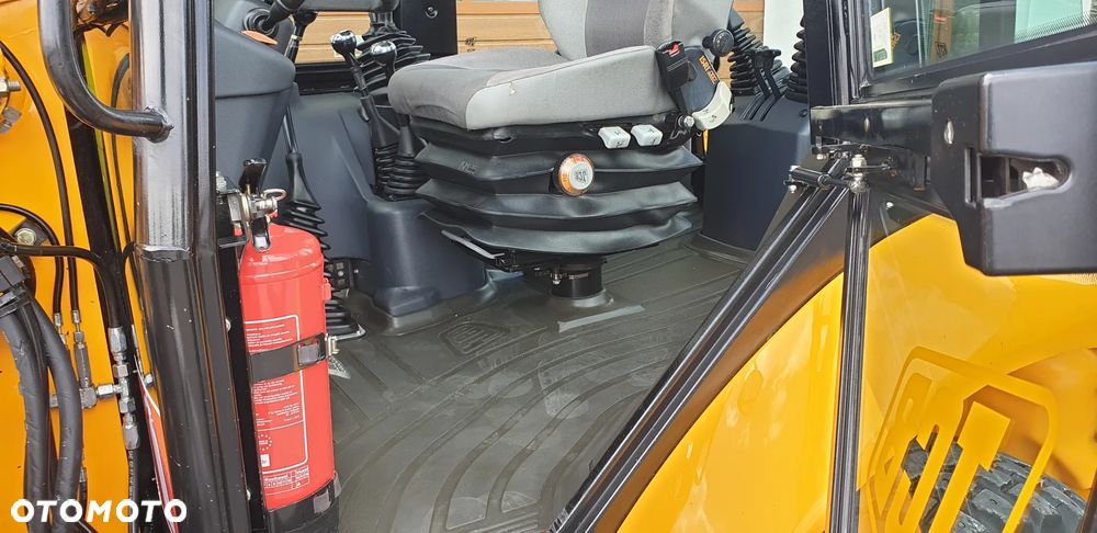 JCB 2CX tylko 2835mtg! z ROTOTILT / 3 łyżki /widły/centralne smarowanie/klimatyzacja / STAN IDEALNY !! - 14