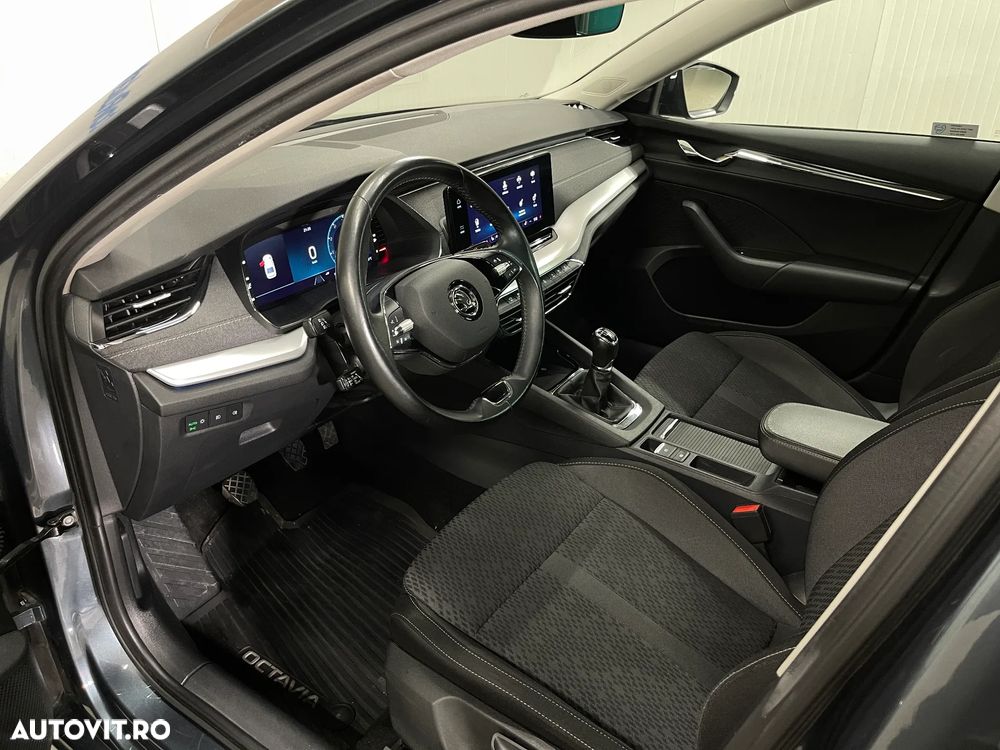 Skoda Octavia 2.0 TDI Style - 6