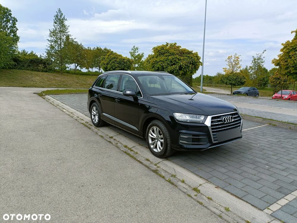 Audi Q7 - 1