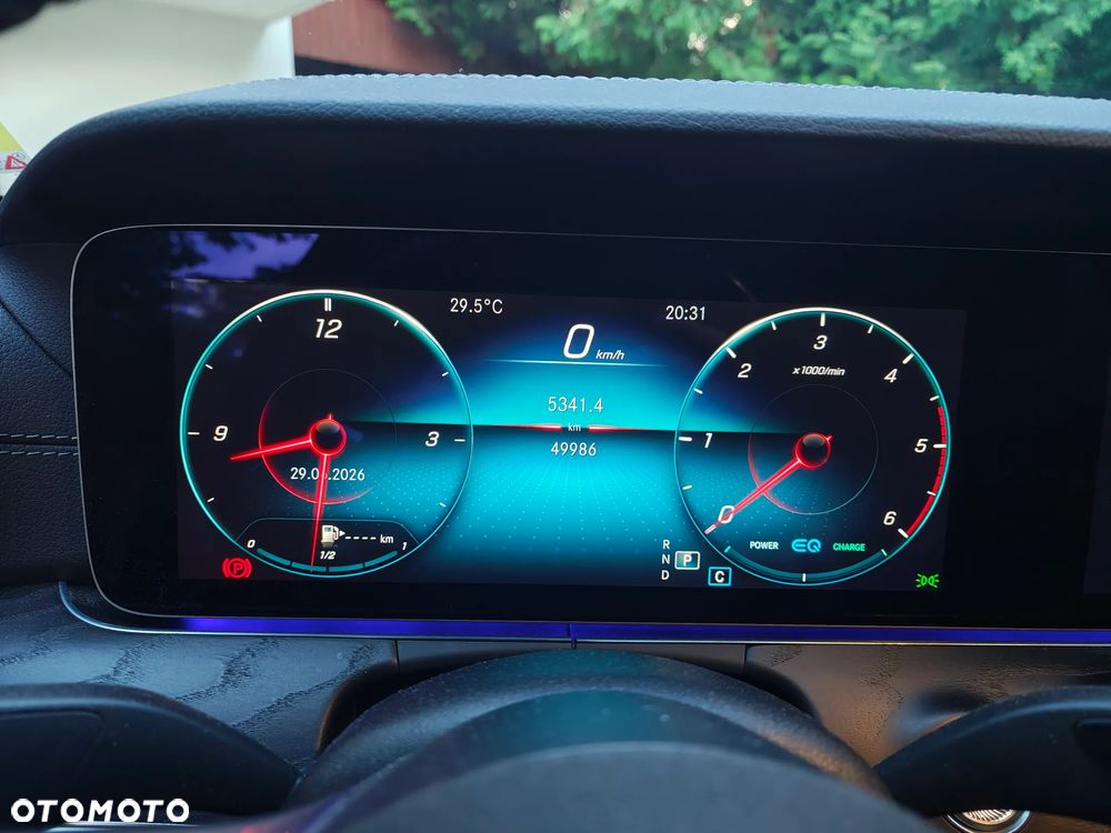 Mercedes-Benz CLS 300 d 4-Matic AMG - 7