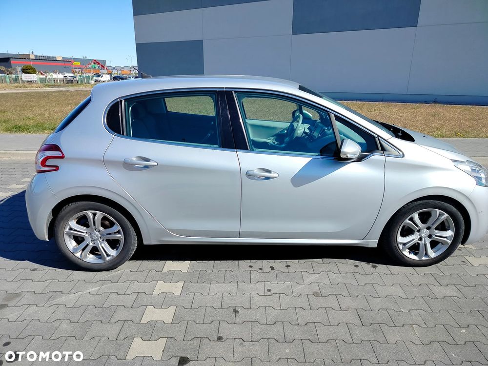 Peugeot 208 1.6 VTi Allure - 5