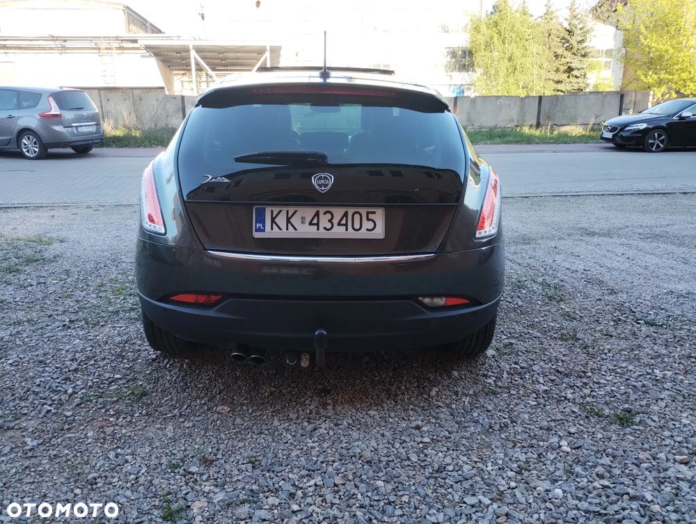Lancia Delta 2.0 MJ Platino - 5
