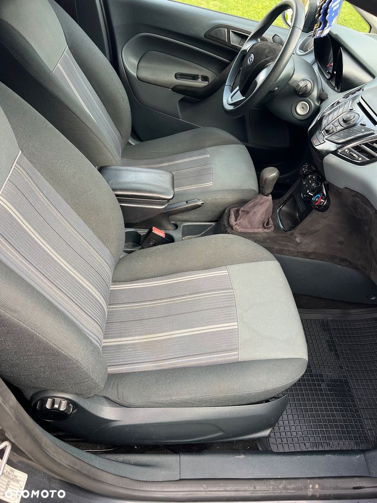Ford Fiesta - 15