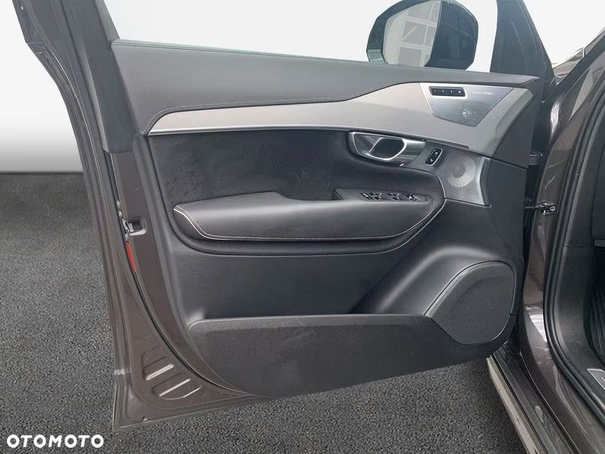 Volvo XC 90 T8 AWD Recharge Ultimate Dark - 12