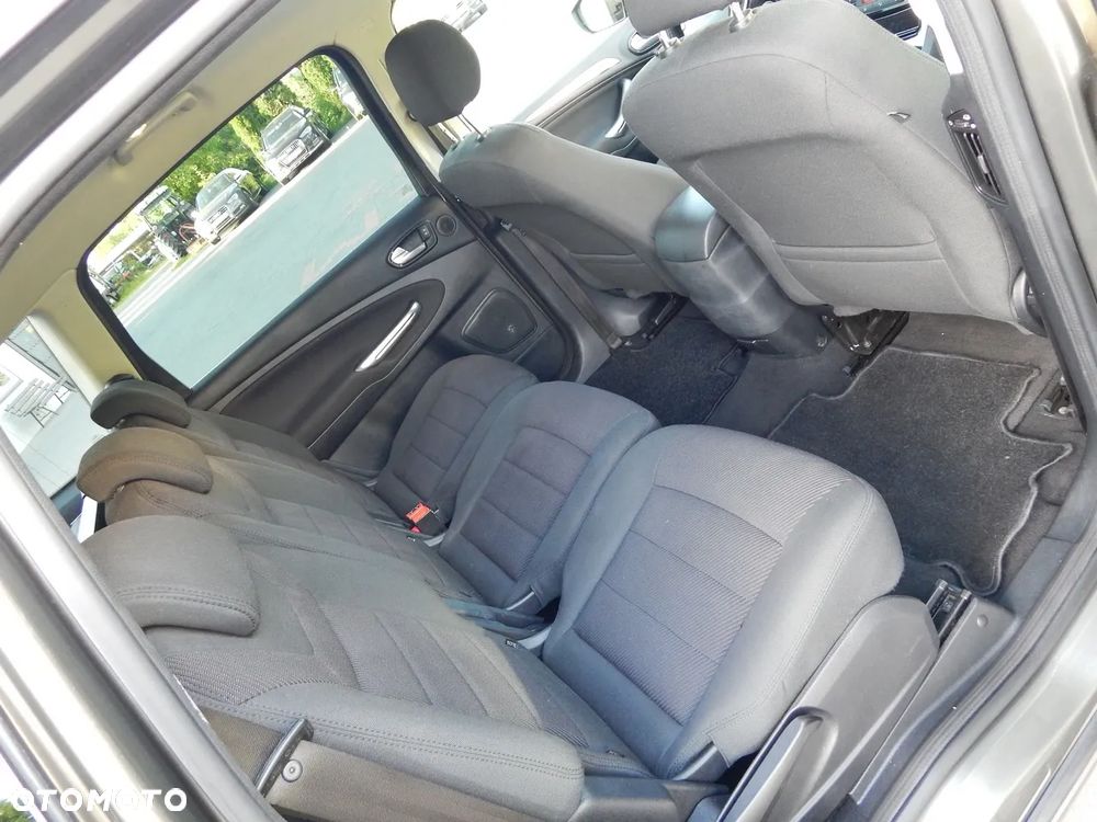 Ford S-Max 2.0 TDCi DPF Champions Edition - 12