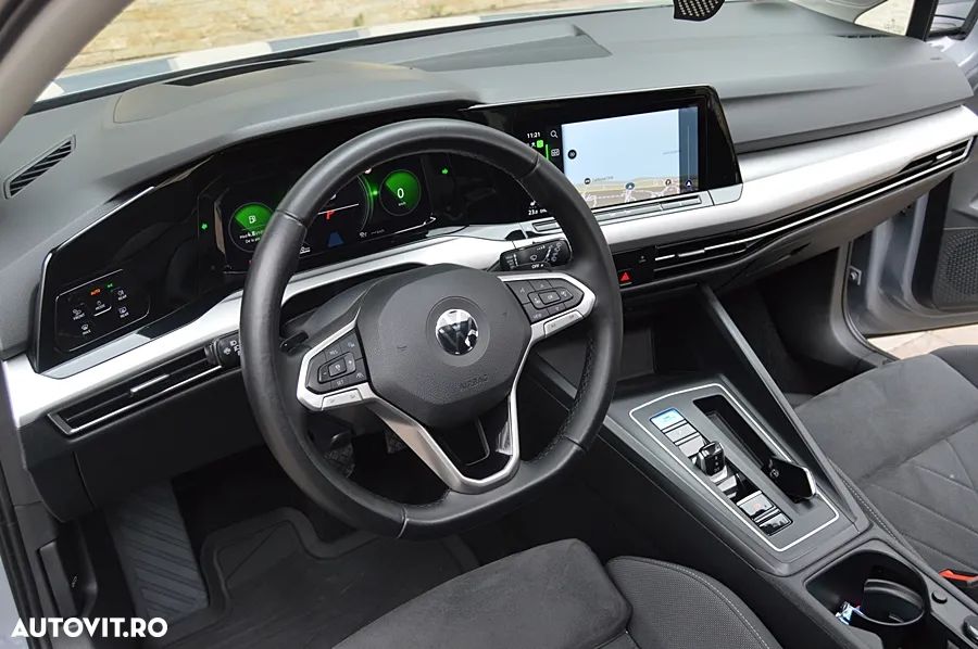 Volkswagen Golf 2.0 TDI (BlueMotion Technology) DSG Highline - 36