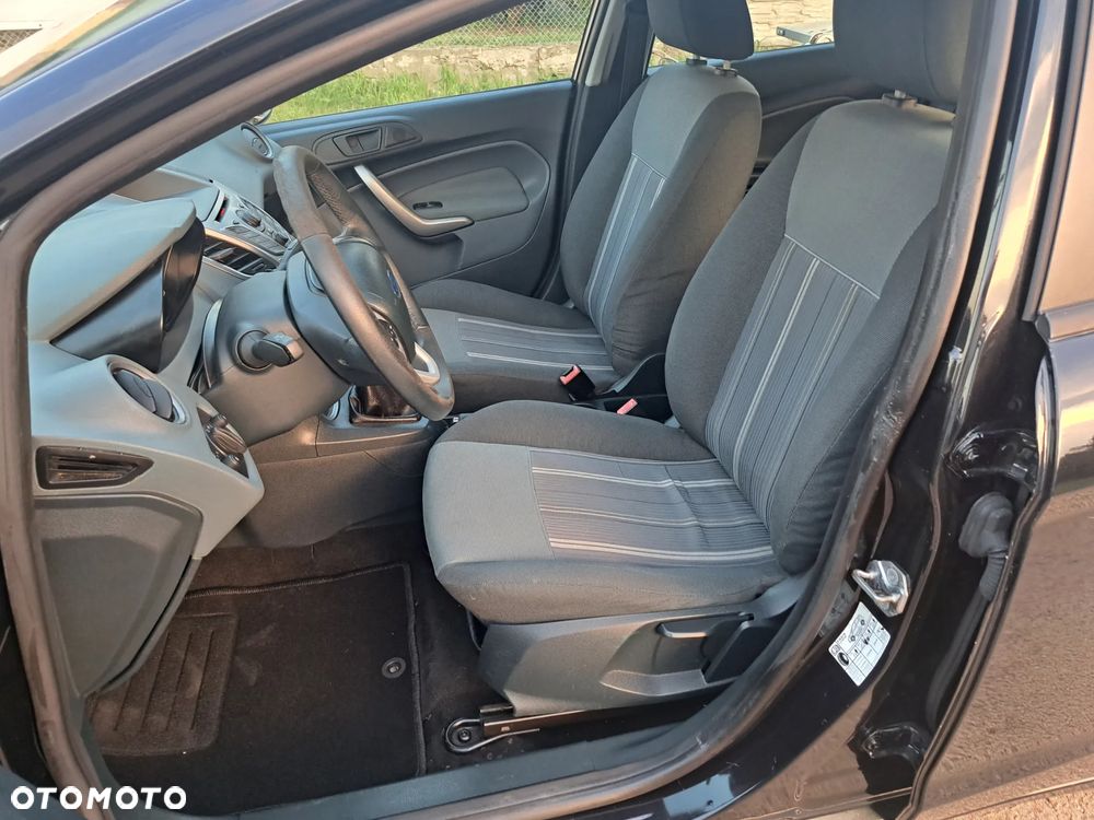 Ford Fiesta 1.25 Trend EU5 - 11