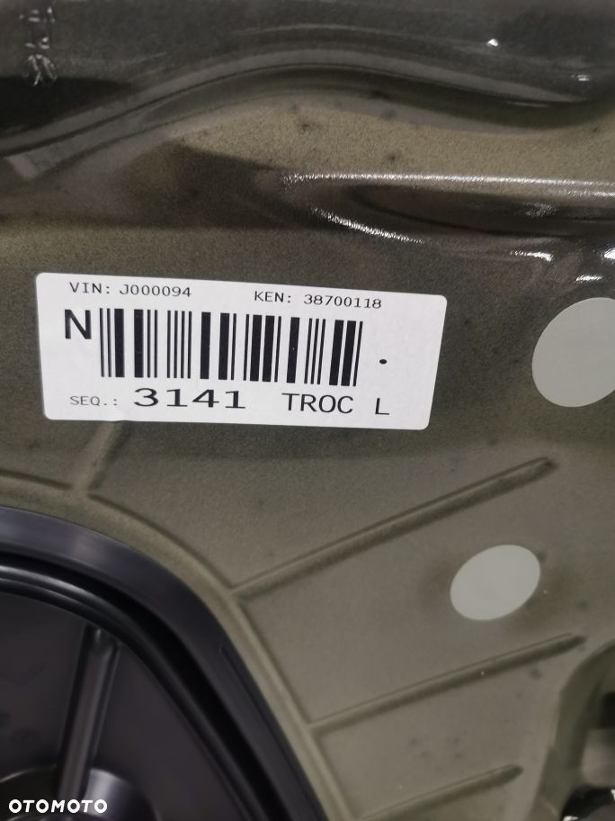 VW T-ROC drzwi I7F Grau - 4