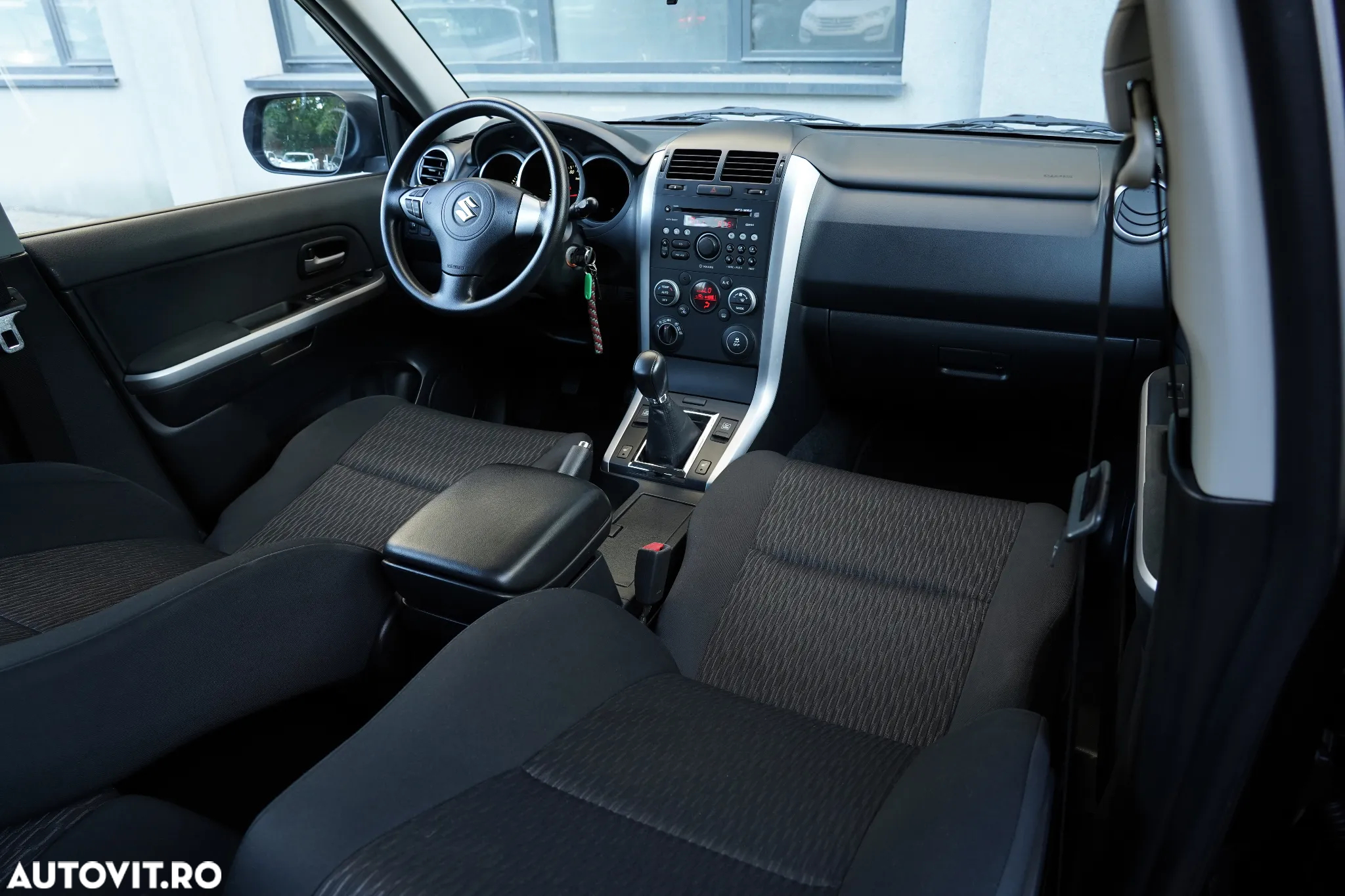 Suzuki Grand Vitara 1.9 DDiS X30 - 10