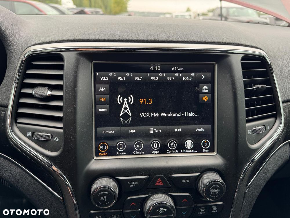Jeep Grand Cherokee - 18