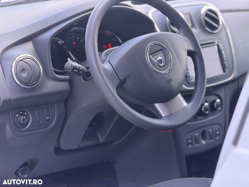 Dacia Logan 0.9 90CP Ambiance - 35