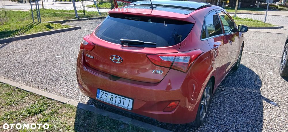 Hyundai i30 1.6 CRDi Automatik Trend - 16