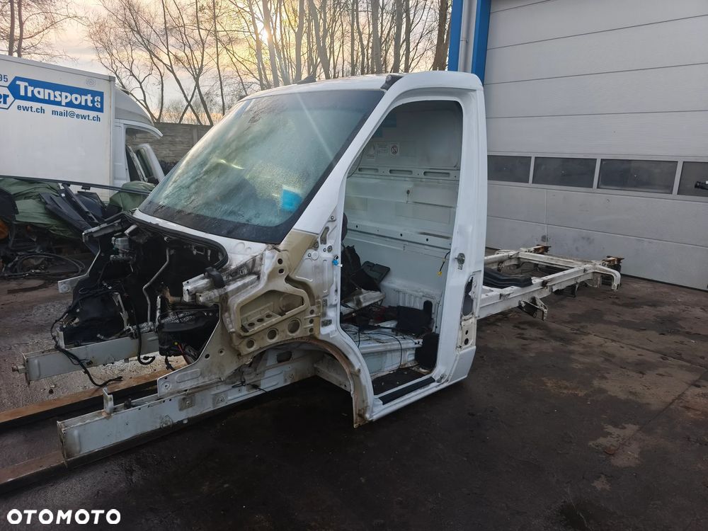 Karoseria rama Mercedes-Benz Sprinter w907 średniak L2 2018-2025 - 3