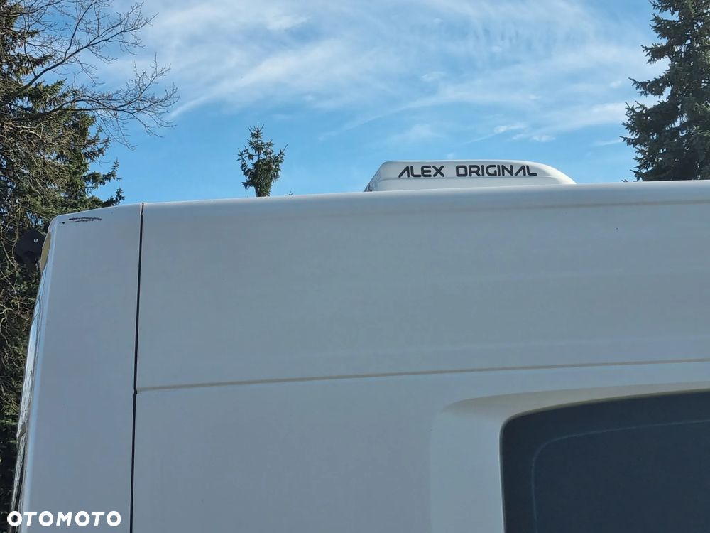 Volkswagen Crafter - 11