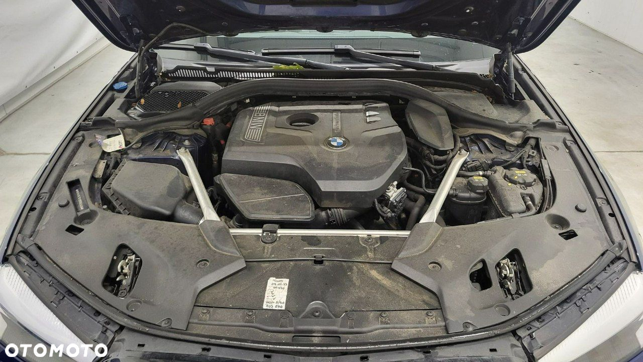 BMW Seria 5 - 23