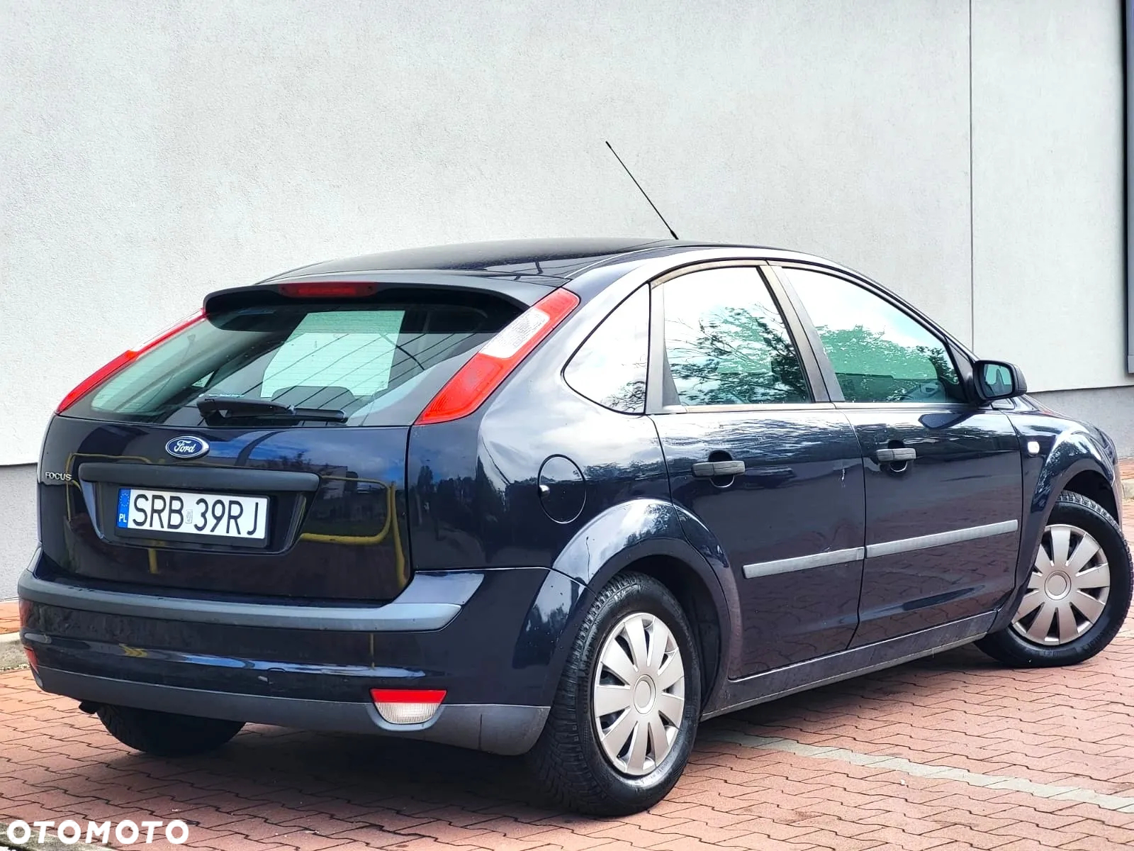 Ford Focus 1.4 Trend - 4
