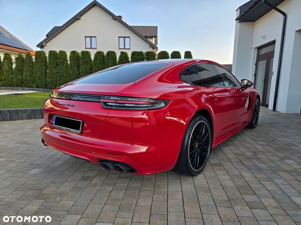 Porsche Panamera - 3