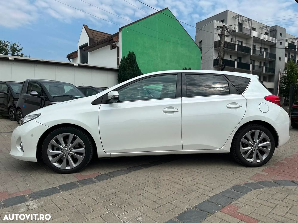 Toyota Auris - 14