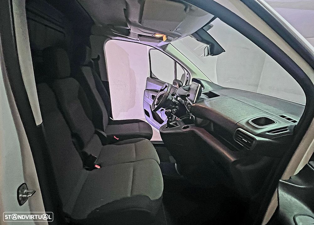 Peugeot Partner LONGA STANDARD - 13