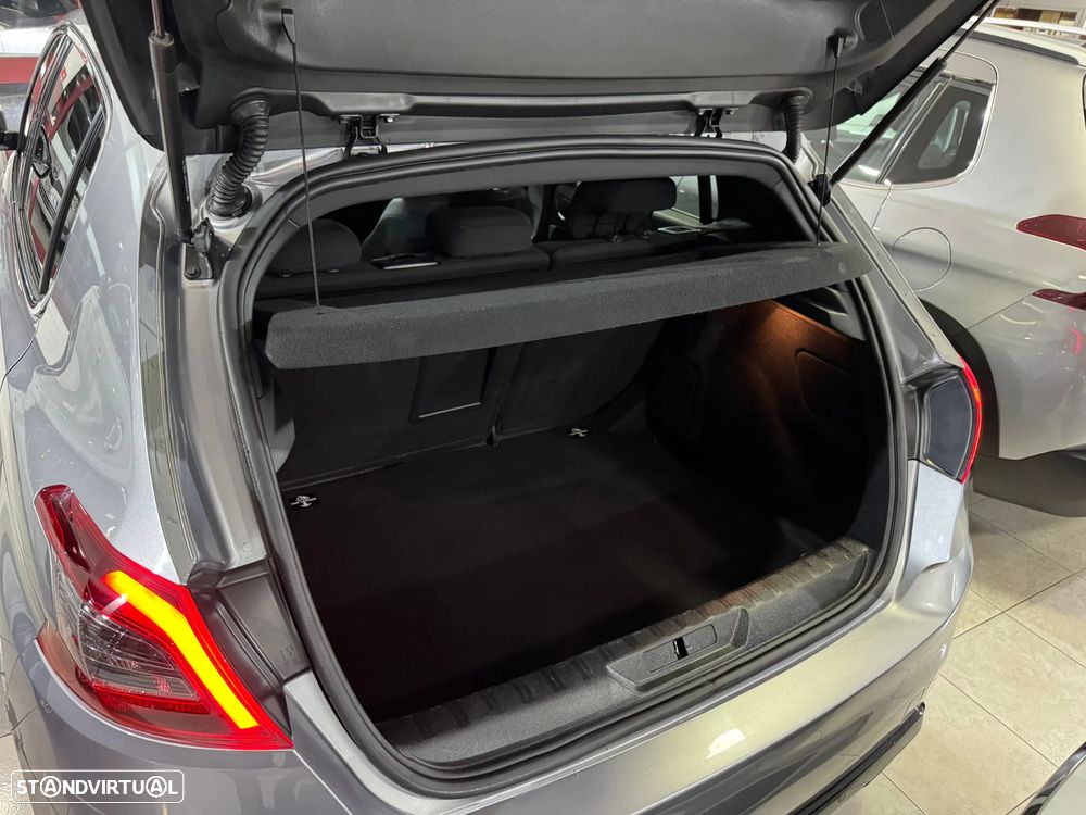 Peugeot 308 1.2 PureTech GT Line - 18