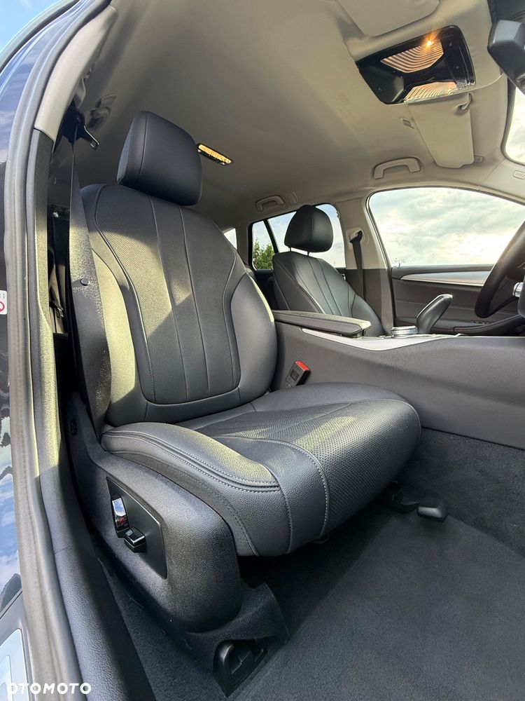 BMW Seria 5 518d Sport Line sport - 22
