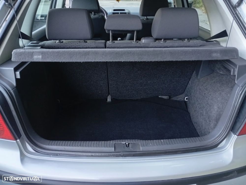 VW Polo 1.4 TDi Confortline ABS - 9
