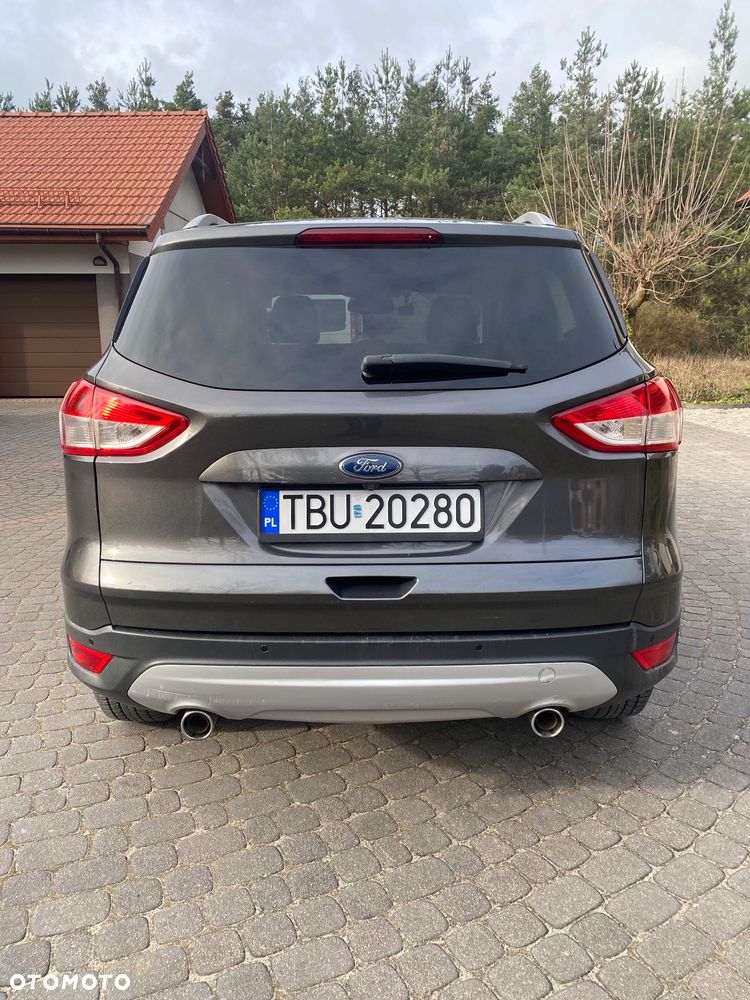 Ford Kuga 2.0 TDCi 2x4 Titanium - 6