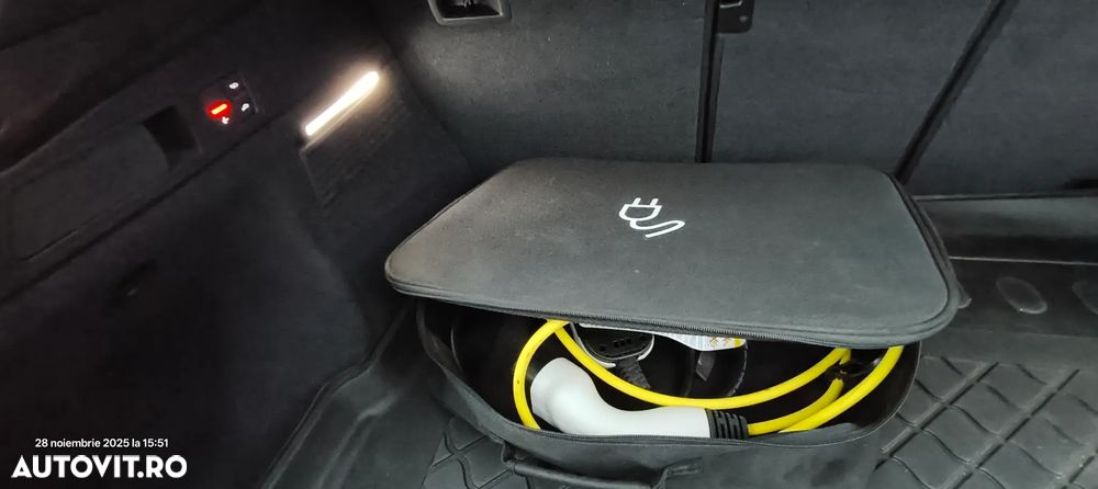 Audi Q5 55 TFSI e quattro S tronic - 8