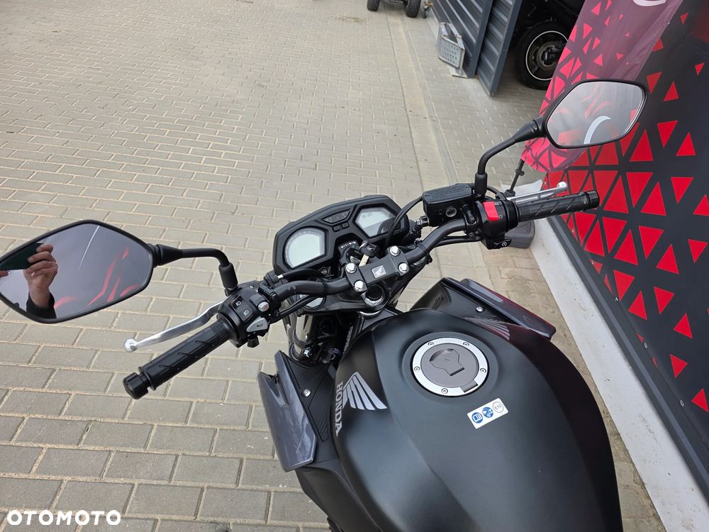 Honda CB - 21