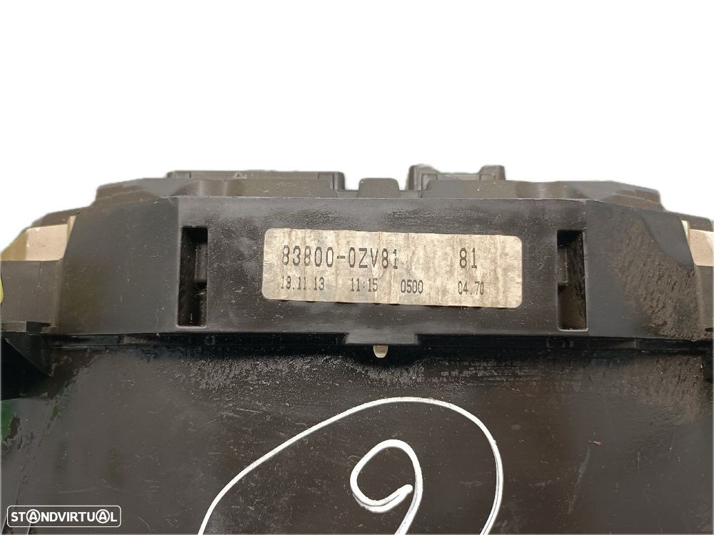 Quadrante Toyota Auris (_E18_) - 3