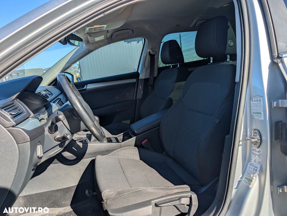 Skoda Superb 2.0 TDI 4X4 Style - 11