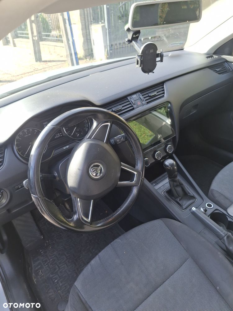 Skoda Octavia - 7