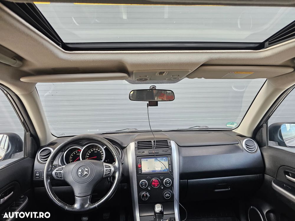 Suzuki Grand Vitara 2.4 Comfort Limited - 6