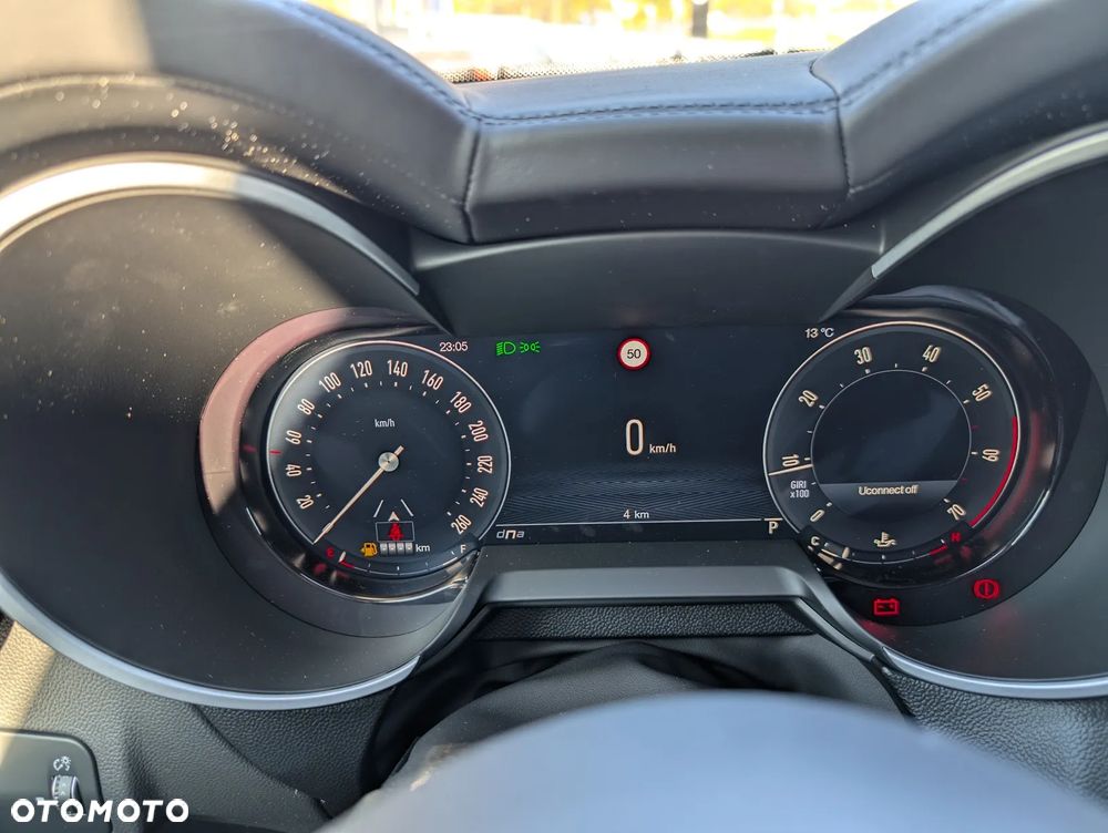 Alfa Romeo Stelvio 2.0 Turbo Veloce Q4 - 13