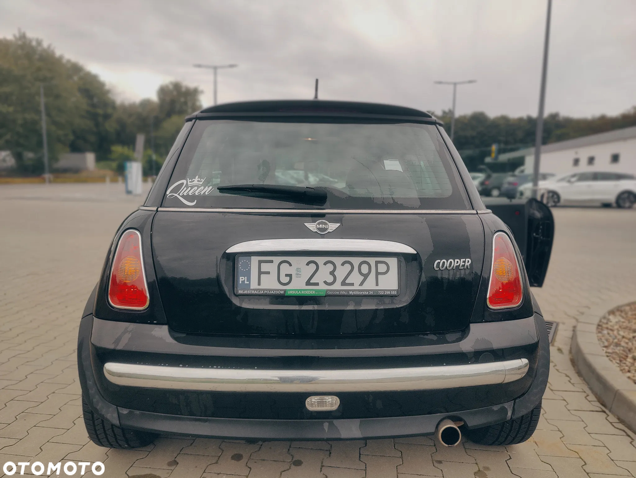 MINI Cooper Standard - 4