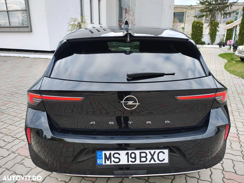 Opel Astra Sport Tourer 1.2L Turbo Start/Stop Business Edition - 13