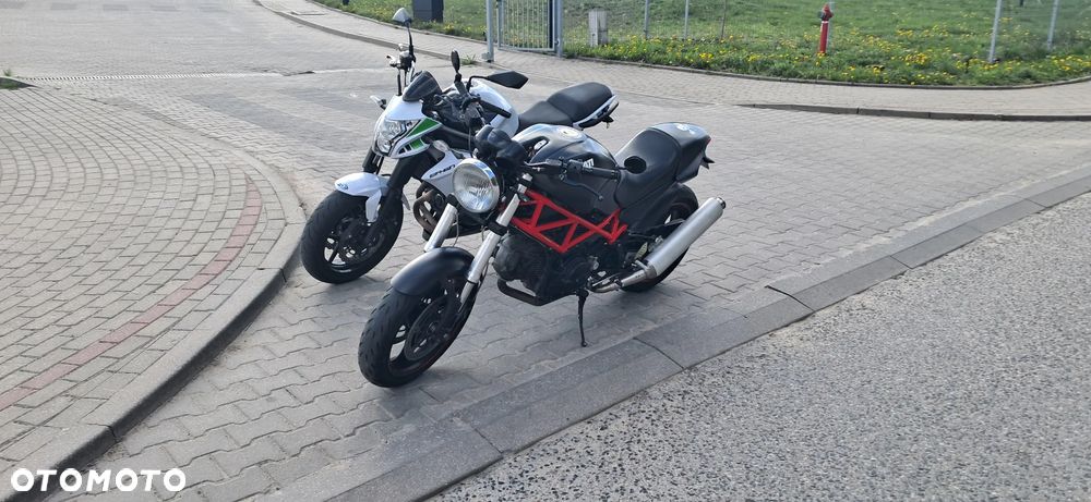Ducati Monster - 8