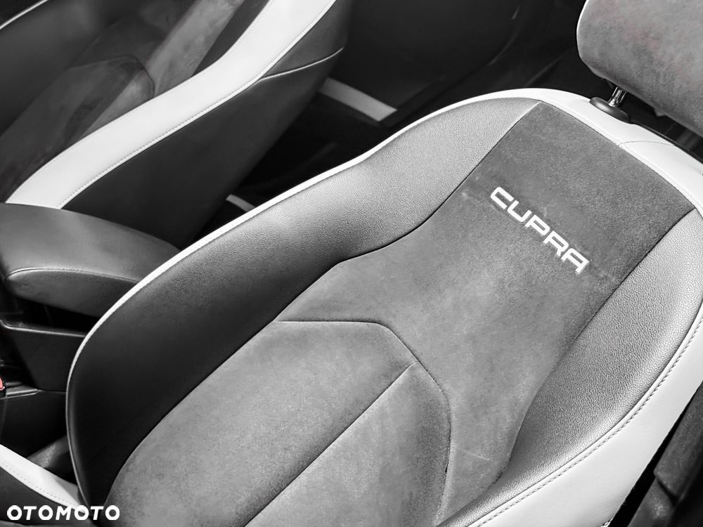 Seat Leon 2.0 TSI Cupra S&S DSG - 32