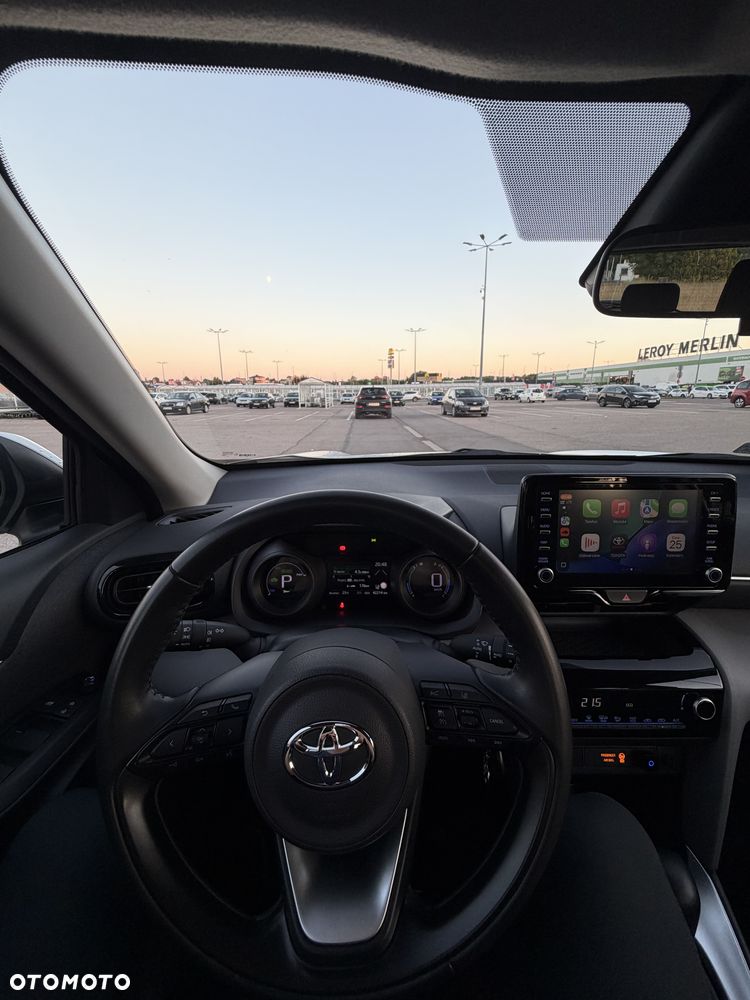 Toyota Yaris Cross - 12