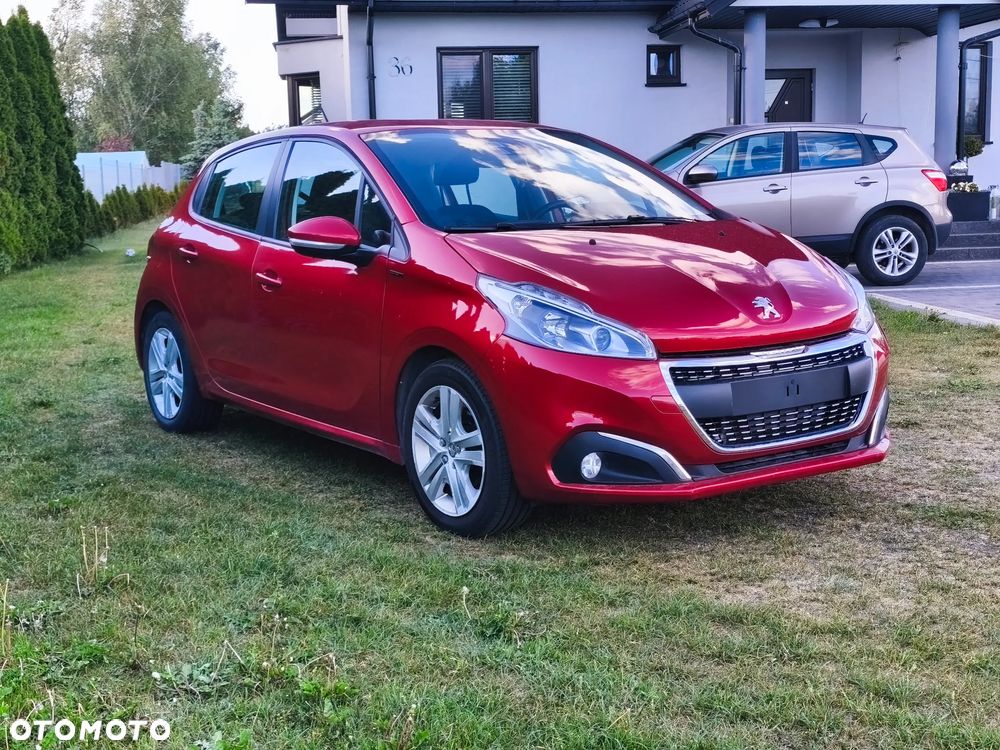 Peugeot 208 1.2 PureTech Allure - 1