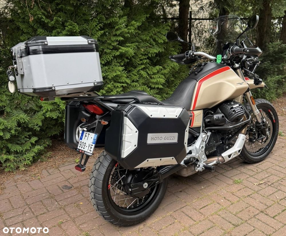 Moto Guzzi V85 - 18