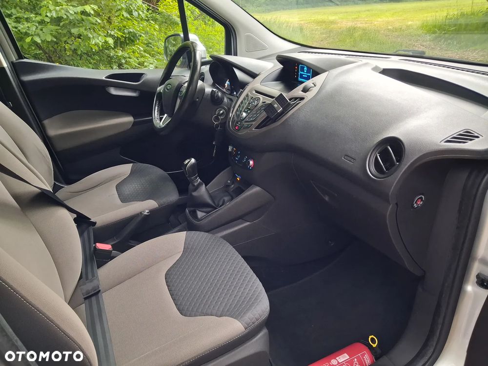 Ford Tourneo Courier 1.0 EcoBoost Ambiente - 13